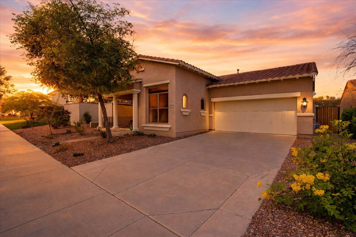 20398 W Thayer
